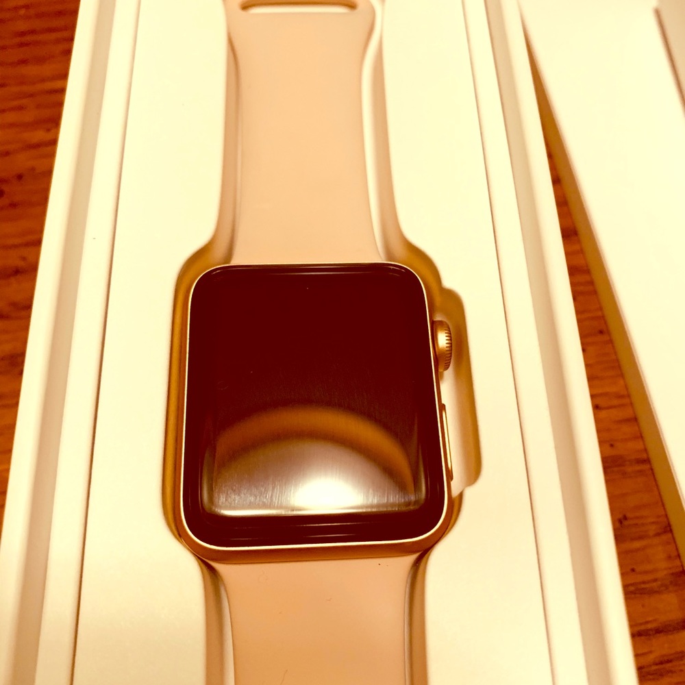 Apple Watch Series 3 w/cellular data